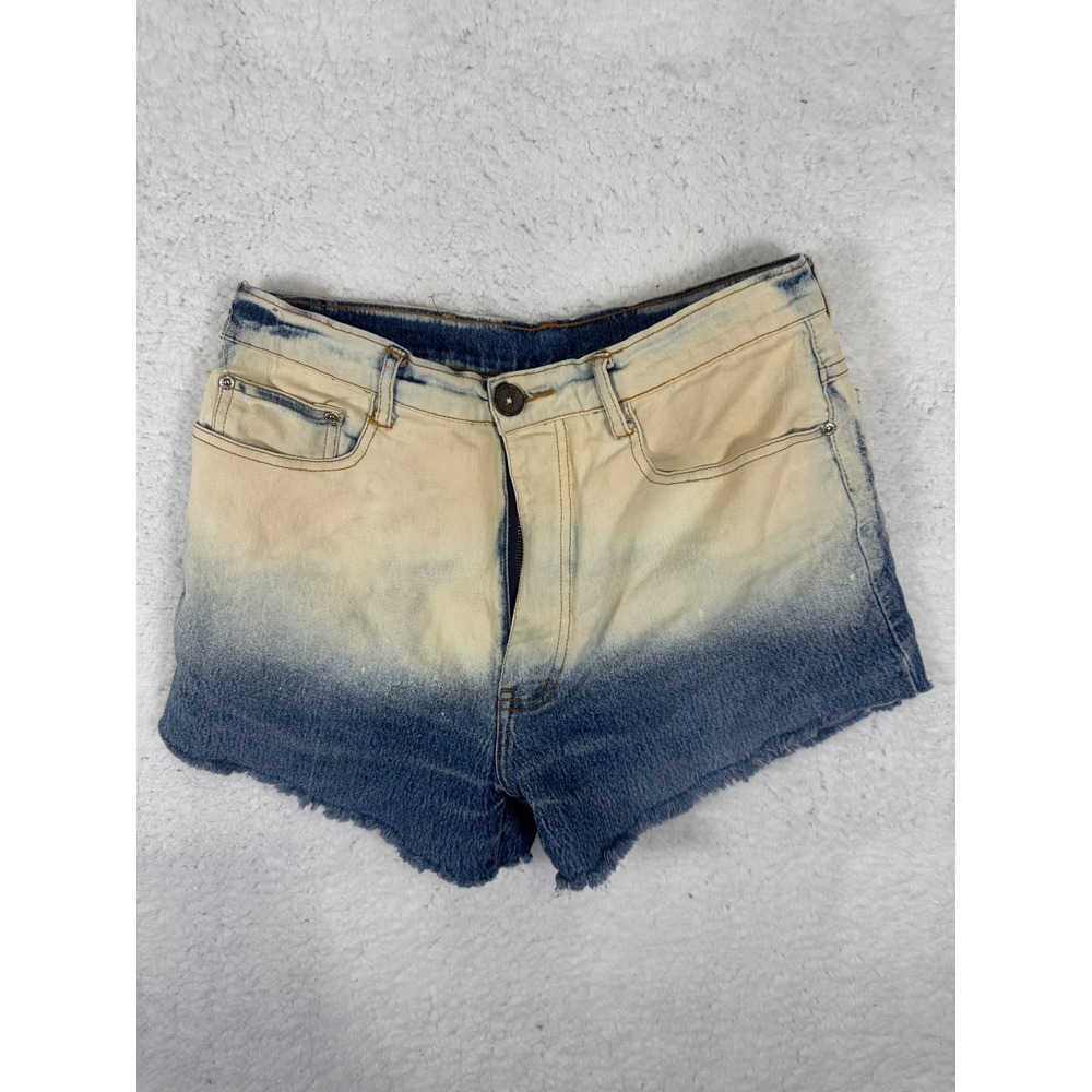 Womens Size 32 Denim Shorts Blue Ombre Frayed Hem‎ Distressed Casual